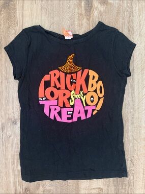 Black Halloween 'Trick or Treat' Kids Graphic Tee